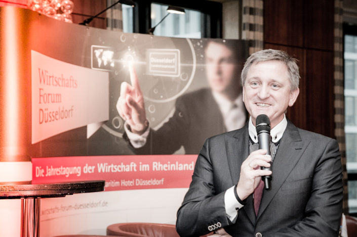wirtschaftsforum-slider-d3