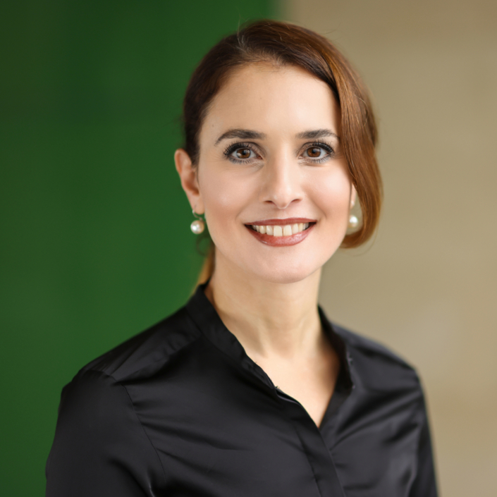 09.12.2021, Düsseldorf, Portraits von Staatssekretärin Gonca Türkeli-Dehnert